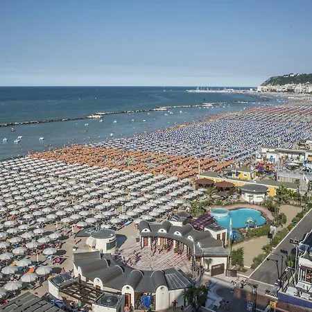 Otel Baia Marina 3*